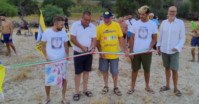 Inaugurata la prima spiaggia naturista in Calabria